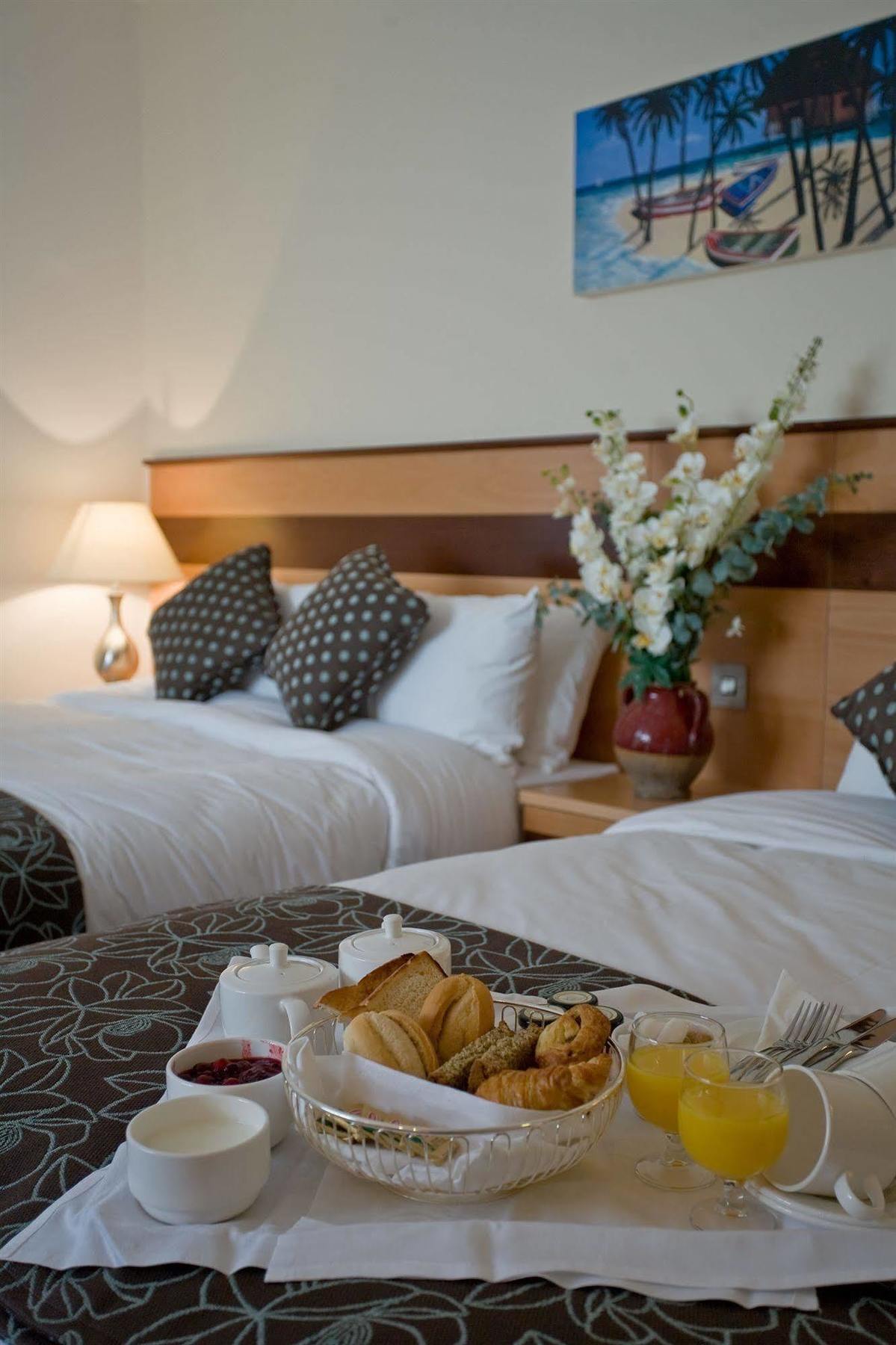Ard Ri House Hotel Tuam Esterno foto